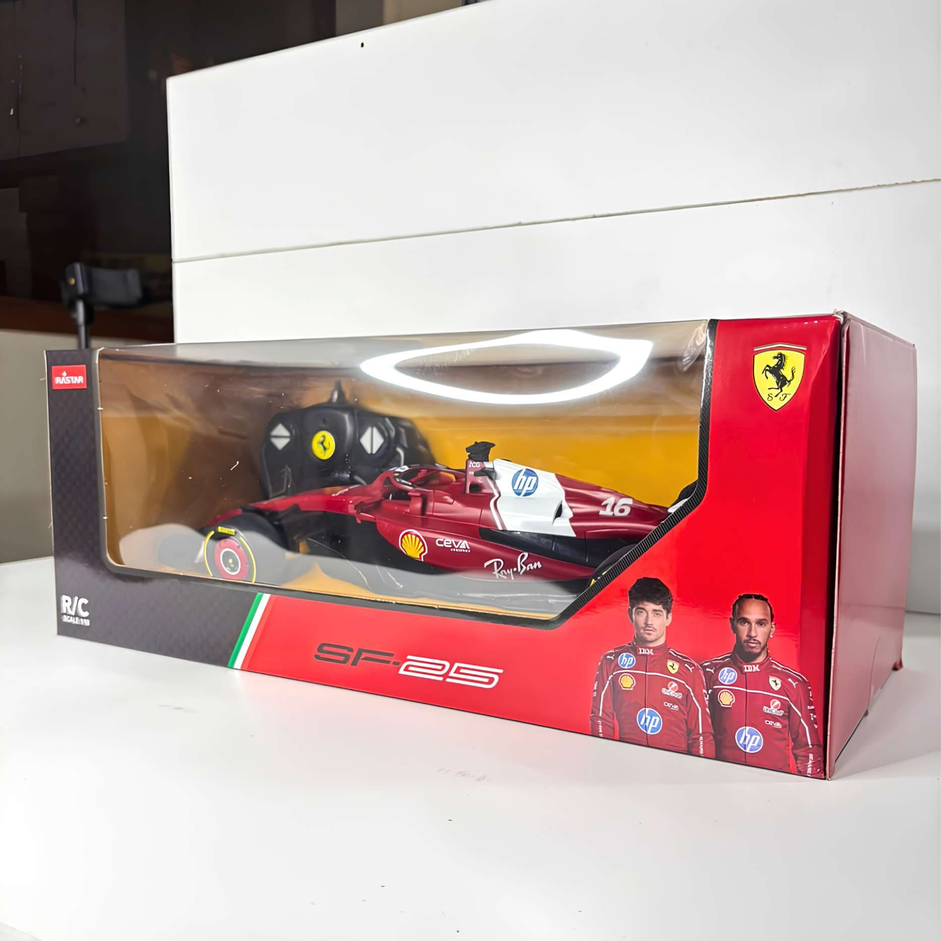 RASTAR Ferrari Red 1:18 Remote Control Car — view 4