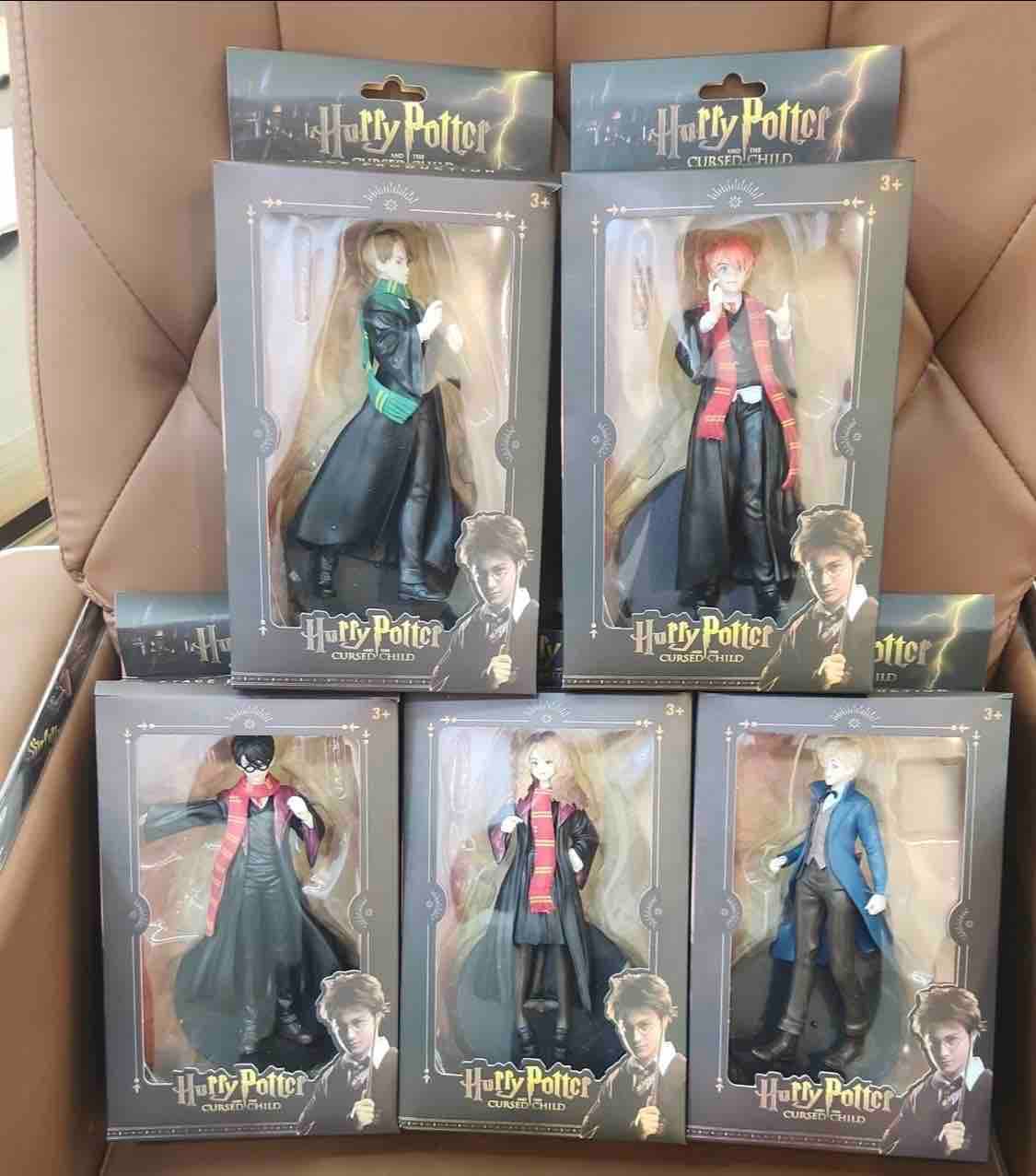 Harry Potter Surprise Box 17cm Action Figure Set | Pack of 6 Random Character Hogwarts Wizard Collectible Toys – Harry Potter, Hermione Granger, Draco Malfoy, Ron Weasley, George Weasley & Newt Scamander — view 4