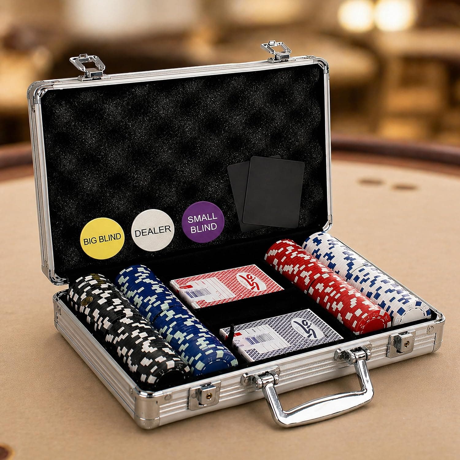 Kidoyz 200 pcs Casino Style Poker Chips (11.5 Grams) Set with Aluminium Case — view 3