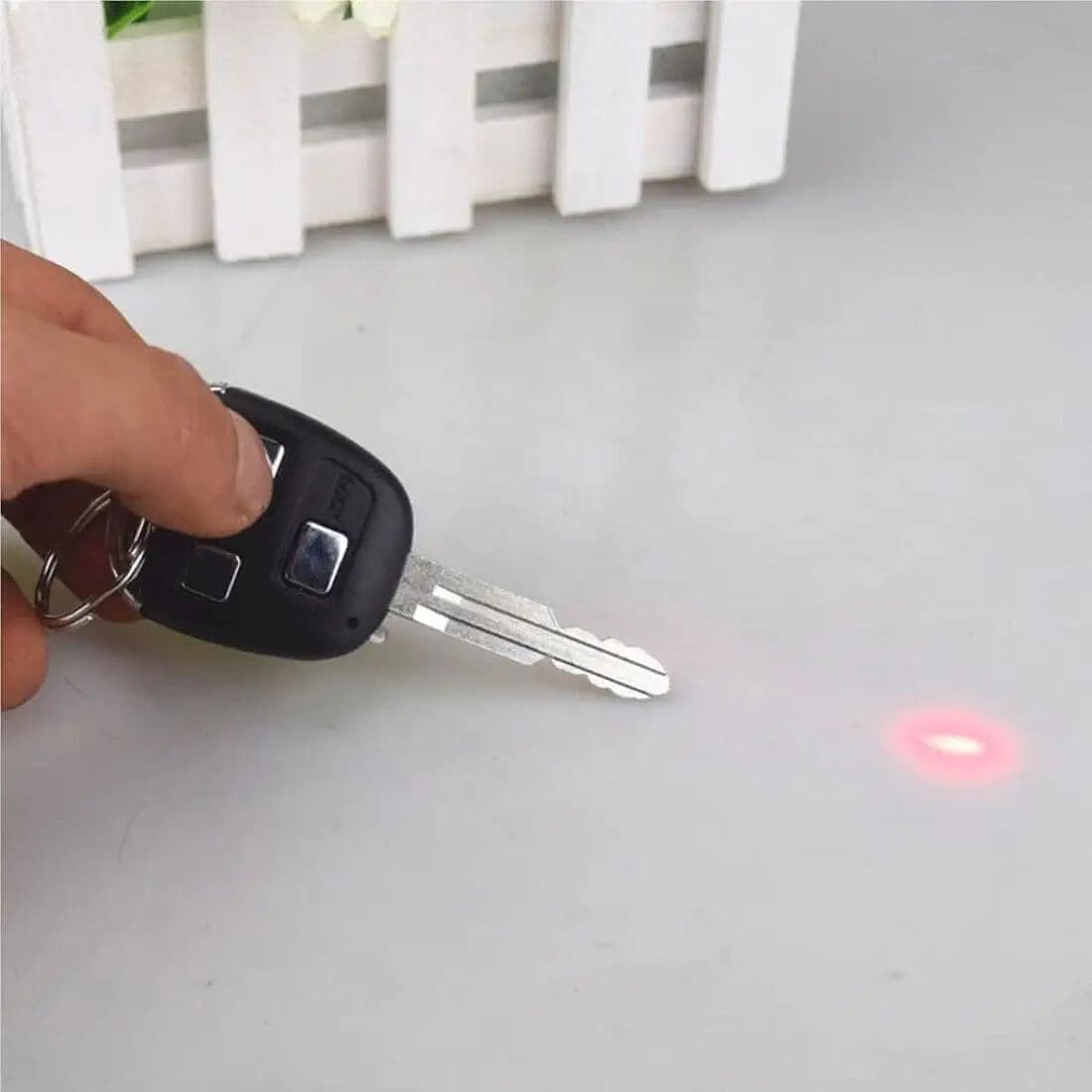 Kidoyz Prank Shock Car Key Chain | 3-in-1 Shock, Laser & LED Light Keyring | Funny Joke Gag Toy — view 5