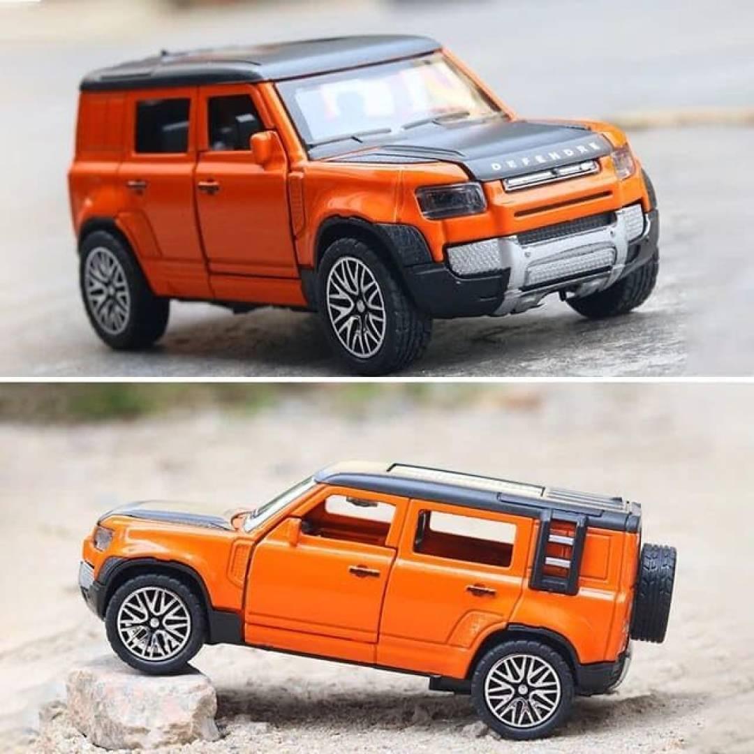 32 Scale Alloy Die-Cast Metal SUV Car Toy for Kids - Open Door & Pull Back